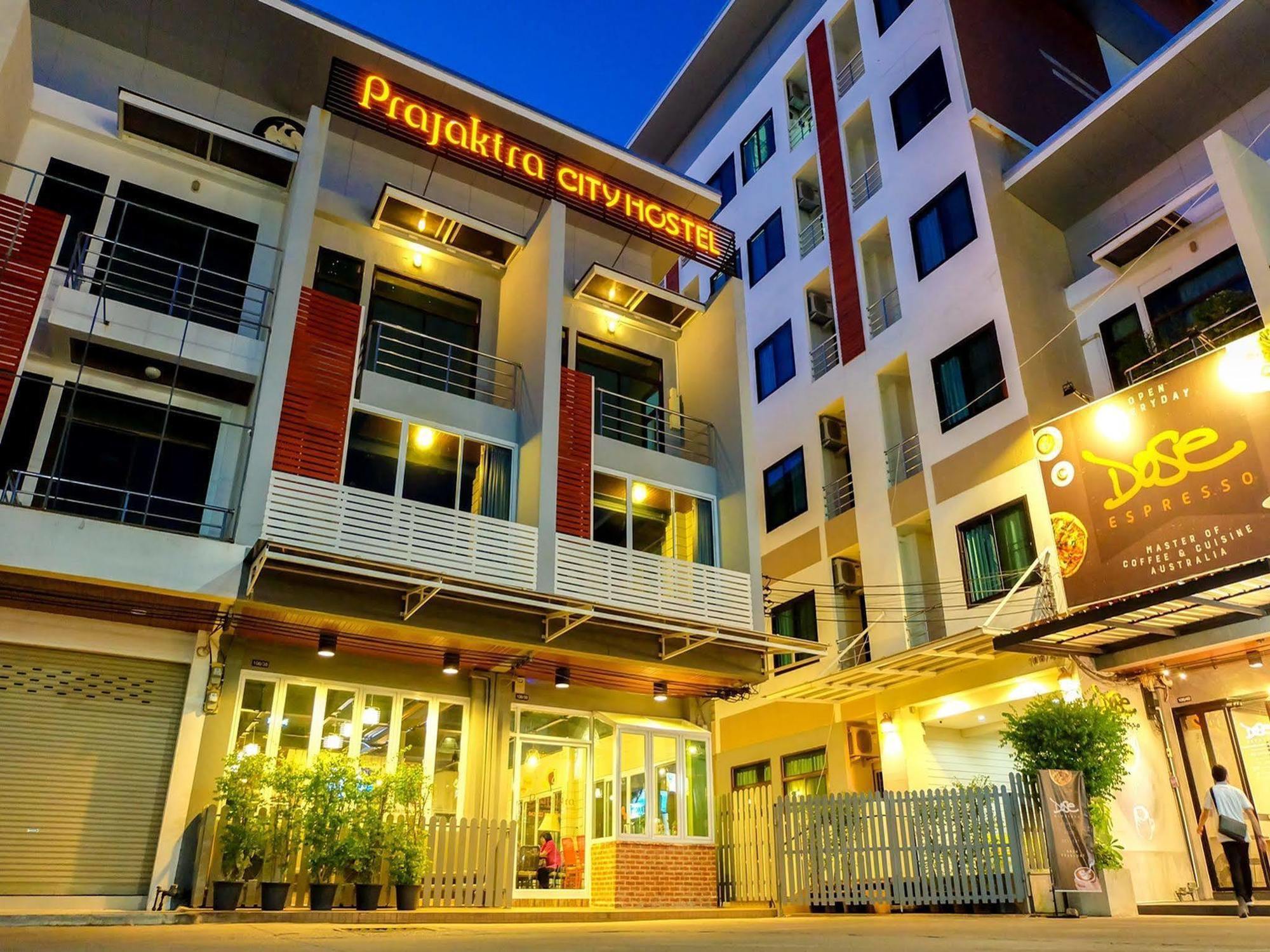 Prajaktra City Hostel Udon Thani Luaran gambar
